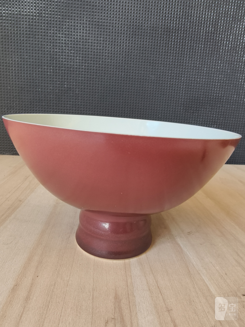 A copper red glazed porcelain 'Stemcup' - 图14